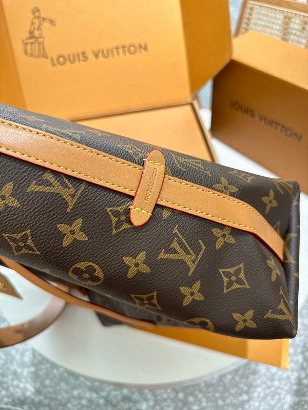 LV CarryAll MM