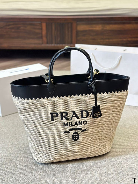 Prada in rafia